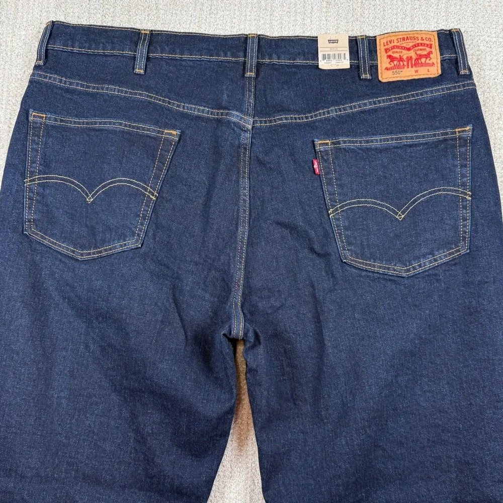 Levi's 550 Mens 44x32 Relaxed Fit Stretch Dark Wash Denim Blue Jeans